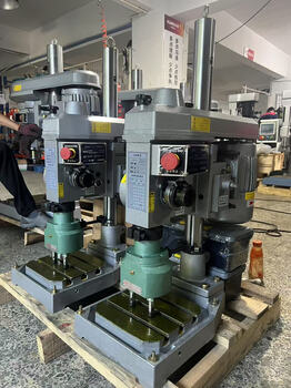 Wen yijia 4508 gear-type multi-axis multi-head automatic tapping machine fully automatic tapping machine vertical servo multi-head tapping double-head tapping machine 5300