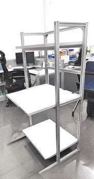 Customized computer workbench