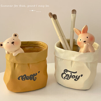 Fanyejia creative pen holder home office good things desktop cute ornaments light luxury high-end decoration girls gift flower pots