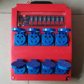 Construction site mobile suitcase 220v five-hole 10a16a leakage socket open three-core industrial plug 380v 4-core 32a new eight-bit waterproof five-hole one control and one protection