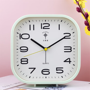 Polaris (polaris) alarm clock wall clock stand hanging dual-use silent scan second simple clear desktop alarm clock for elderly students green (14.8*14) cm