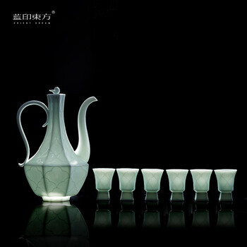 Blue printed oriental jingdezhen ceramic national color and heavenly fragrance wine set hand-carved shadow celadon song style pot home gift wine set national color and heavenly fragrance-lingyun wine set