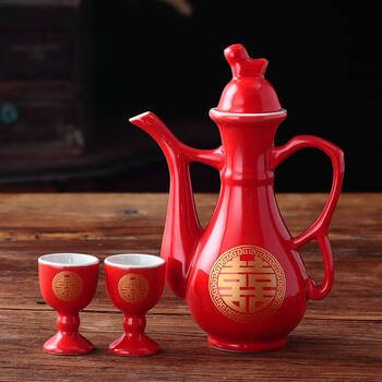 Fantasy wedding cup wine chinese wedding flask wedding banquet toast cup festive wine divider dragon and phoenix happy ceramic wine set one pot and two cups with the word 