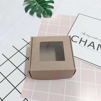 Airplane box, small square handmade soap kraft paper box, trinkets, western pastries, ready-made, custom-made, free shipping, mini gift small paper box, hollow kraft paper (50 pcs) 70x70x30mm