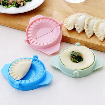 Meikejie's new household dumpling manual artifact, dumpling skin pressing tool, special leather mold for lazy kitchen, dumpling making artifact, random color, one-press molding - one shot of three, 3 pack, saving time and effort