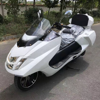 Yuewu naidian national iv electronic injection brand new cruiser t2 big boat pedal sports car retro 150c motorcycle big sheep majeste white air-cooled standard edition