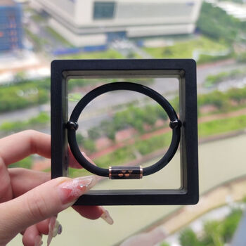 Yonex faten bracelet gift box yy faten necklace momota magnetic exclusive sports bracelet black gold bracelet