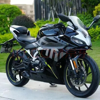 Chelanda's second-hand dongfeng 250sr track version abs. novices in the partying race have to eat the 250cc efi motorcycle sports car. it can be registered. black. the license plate is complete and it can be registered.