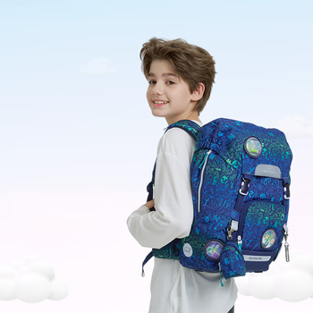 Beckmann norwegian primary school students' spine-protecting schoolbags are large-capacity, good-looking, and burden-reducing backpacks for boys and girls in grades 4-6.