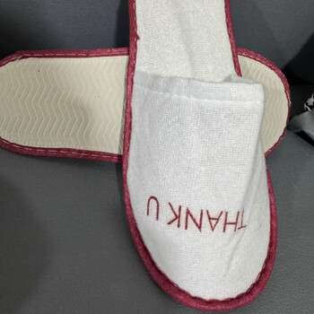 Miaopule thankyou new u5 shop slippers non-woven room supplies toothbrush toothpaste comb set 625 pairs red edge brushed