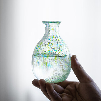 Toyo-sasaki glass brand official flag japanese imported oriental sasaki handmade japanese hammer pattern wine vessel colored glass sake pot clear pond sake pot 250ml