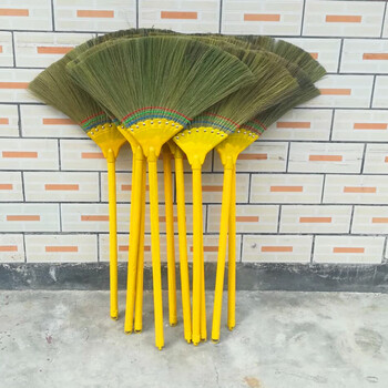 Factory thickened miscanthus broom, soft-bristle broom for floor sweeping, household manual sweeping broom that does not stick to hair, eight-nail miscanthus broom 1