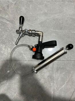 Outdoor plate-type beer barrel brewer, craft beer brewer, beer brewer, simple brewer, space american standard barrel, space barrel can adjust the wine t-shaped