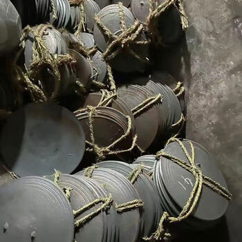 Yong huan authentic old-fashioned cast iron pot lid mold cast iron forged uncoated extra thick pot lid pancake cauldron diameter 33 cm pig iron lid 0cm