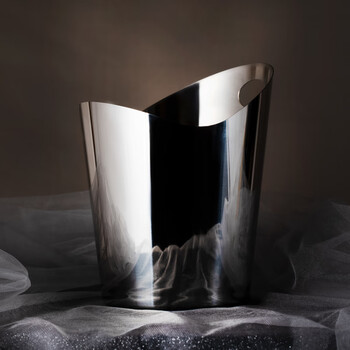 Language of cup european stainless steel ice bucket home red wine ice bucket bar ktv ice bucket soft decoration design jewelry champagne bucket single-handle silver ingot