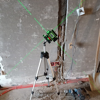 Rsrddy front line laser high-brightness level instrument green light high-precision automatic line blue light 3d water level meter 12-line wall floor meter green light deluxe version + base