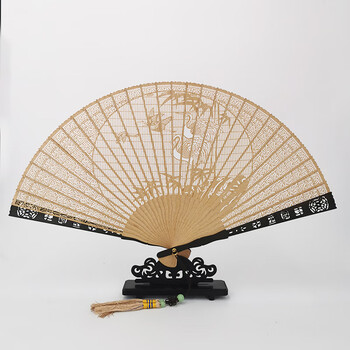 Intangible cultural heritage gift fan suzhou specialty sandalwood fan chinese style sandalwood fan folding fan craft fan craft fan gift box 7-inch red sandalwood burmese incense - bamboo crane picture