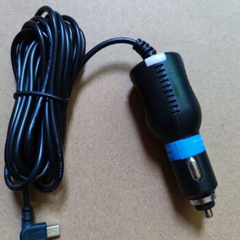 Chuse driving recorder power cord plugged into cigarette lighter plug fast charging universal 12v to 5v step-down line changed to usb cable