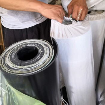 Thickened rubber mat rubber block insulating rubber mat 10kv black rubber plate thickened flat rubber mat floor mat high voltage distribution room insulating mat black 3mm thick 1.2 meters wide 10 meters long