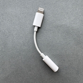 Apple headphone adapter 3.5mm round head to lightning flat head adapter cable u-shield typec adapter original 9 new (apple 7-14 half-year warranty)