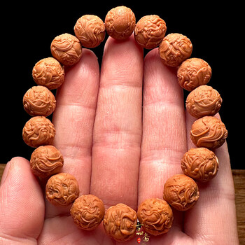 Guan gong's hundreds of high-quality monkey head bracelets for men, walnut carvings, cultural objects, nuclear carvings, martial arts gods guan yu and guan erye guan gong's various monkey head bracelets 1 point 2