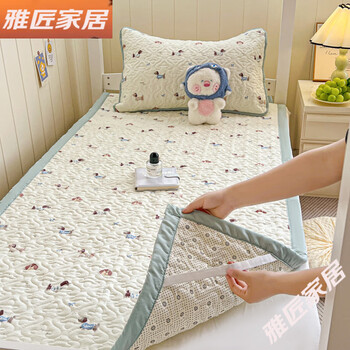Seahorse brand (sea horse) student dormitory quilted bed cover single piece children's mattress mattress thickened soft padded tatami three-piece set suitable for all seasons coco dachshund 200*220cm + 2 pillowcases double bed - plus