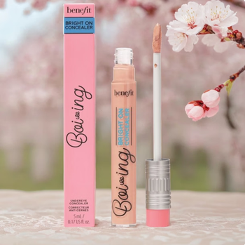 Benefit concealer honey covers acne marks and spots #2 white warm color 5ml #02