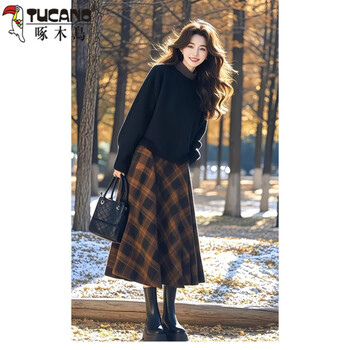 Woodpeckers enter the winter with a complete set of 2025 new style ladies' contrasting color sweaters, plaid skirts and age-reducing suits for women. tops + skirts. favorite stores give priority to delivery. l is recommended within 110kg-120kg.