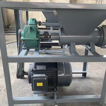 Bone-breaking meat grinder for household breeding large-scale high-power multi-functional dog feeding commercial chili grinder chicken rack chicken and duck bones 380v5.5 kilowatt motor reducer