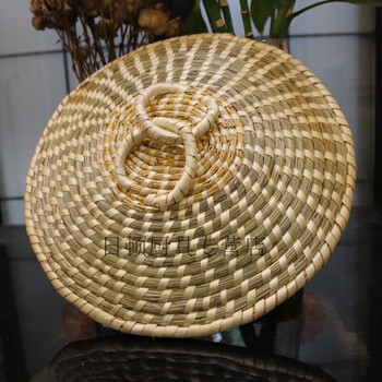Sailotou straw pot lid, handmade firewood pot steamer weaving, household universal iron pot, dripping aluminum pot, flat lid, round straw hat, traditional, ordinary style without edging, 24 cm, according to the inner diameter of the pot mouth