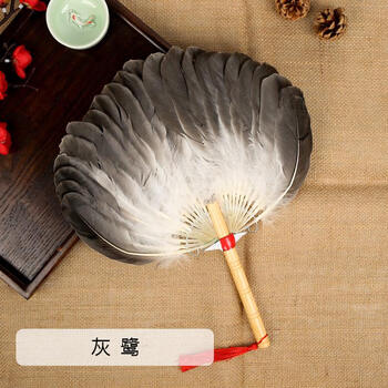 He jiagong feather fan goose feather fan baby children baby zhuge liang feather fan chicken feather summer peacock old man kong ming weaving gray heron