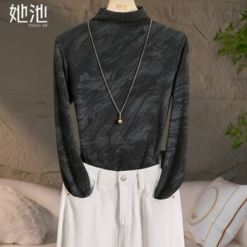 She has a half-high collar temperament and a bottoming shirt for women 2025 autumn new style right shoulder long-sleeved slim top