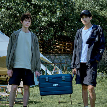 Icers eisens insulated box car outdoor camping ice cooler box stall special portable ice bucket to keep fresh and cold 40 liters 6 sides pu material (refrigerated 48-72h)