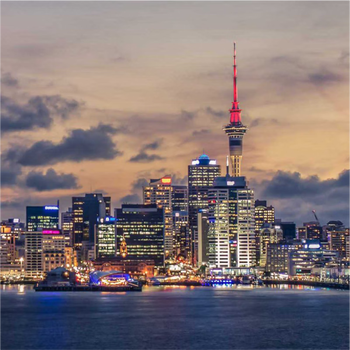 New zealand local tour group, south island double train, glacier grand loop, 8 days and 7 nights. departs on friday. premium small group of less than 25 people. south island double train, glacier grand loop, 8 days, 7 nights.