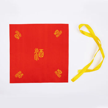 He jian gong altar red cloth cover with tooth edge printing cloth cover thickened cover cloth rope cover to seal the altar 14cm red cloth straight edge printing with ribbon 100 pieces