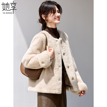 She enjoys autumn and winter fur coat women's faux fur fur coat short plush warm outer cotton top women t54d061
