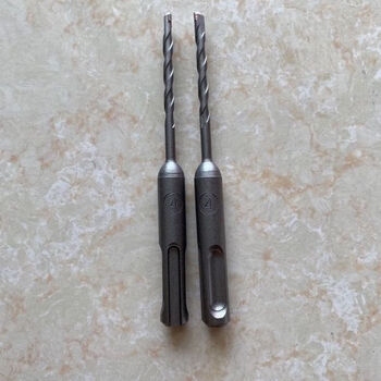 Vinoa 4mm electric hammer impact drill bit does not need to use rubber plugs to quickly fix line pipes and water pipes, round handle 4*110mm (2 pieces)