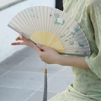 Yusenyi green fan ancient style classical folding fan in cheongsam and horse face skirt fan hanfu portable national style female portable small folding fan jasmine flower-square hat ice silk spike length 21cm craft fan