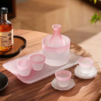Yusenyi high-end concubine powder japanese-style small wine glass glass sake jug sake cup wine set household hot wine pot wine dispenser concubine powder 1 pot 4 cups 1 warmer 4 pads 1 plate