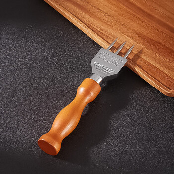 Mixing three-pronged ice pick, three-headed round ice ball, ice chisel, ice splitter, ice pinner, ice fork, regular small trident china