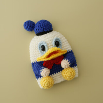 Cartoon duck hand-crocheted key bag plus large car key protective cover wool knitting accessories blue duck