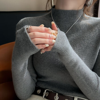 Yu zhaolin (yuzhaolin) seamless one-piece half turtleneck knitted bottoming shirt for women in autumn and winter new style with high-end sweater top white