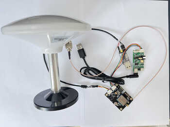 Um626n dual-frequency rtk centimeter positioning module gps module outputs original observation volume 1.5cm main base station (um626n board + mushroom head antenna) + rover 3