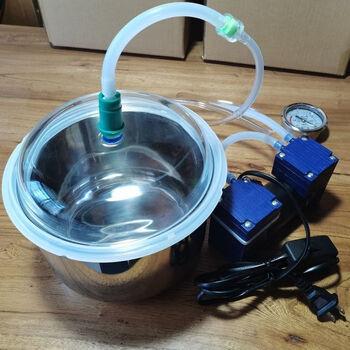 Jieyunmao electric vacuum sealing bucket stainless steel glass vacuum tank dryer resin defoaming machine glue defoamer 3-liter vacuum tank complete set (220v negative pressure 85)