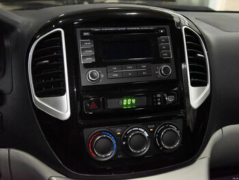 Dongfeng fengxing lingzhi m3v3 jingyi xl radio cm7 original cd player usb car high-power sound quality high-end cd player