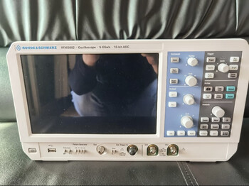 Rohde & schwarz r&s rohde & schwarz rtm3002 rtm3004 5gsa/s sampling rate 100m bandwidth oscilloscope rtm3002