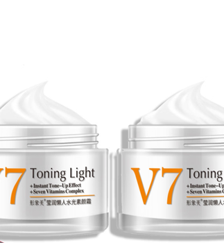 Onespring will give you 2 bottles of v7 makeup cream official moisturizing beauty water light lazy face cream nude makeup men and women isolation three-in-one