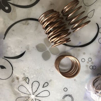 Jie yun cat exhaust valve spring 150 vacuum pump slide valve pump (12 pieces) exhaust valve spring 150 vacuum pump slide valve pump (12 pieces)