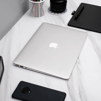 Second-hand apple notebook computer apple/apple macbook air pro ultra-thin i7 independent display notebook 11-inch macbook air i5 4g+128g 95% new