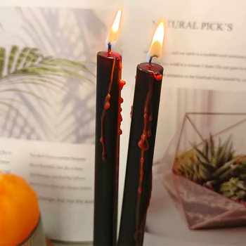 Yusenyi comes in a box of 2 halloween black bleeding candles with red inside, decorative photo props, length 25cm, base diameter 2cm, 2cm long bleeding candles